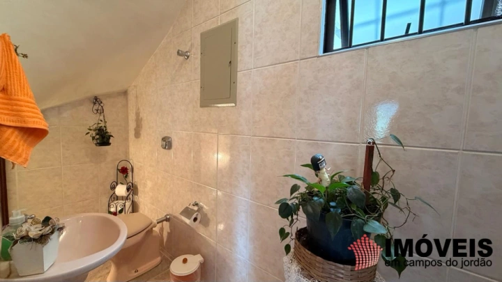 Imagem da galeria de fotos: Casa Residencial para Venda - Campos do Jordão, Vila Cristina - REF: CA0470