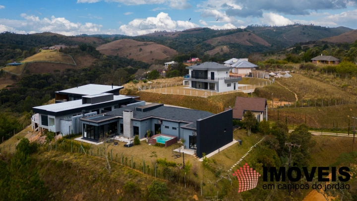 Imagem da galeria de fotos: Casa Residencial para Venda - Campos do Jordão, Nova Capivari - REF: CA0476