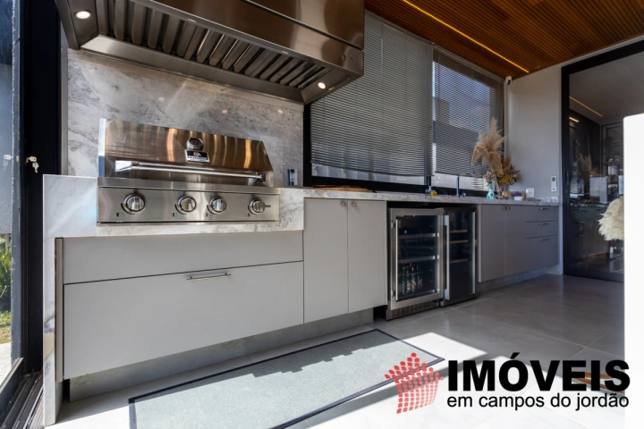 Imagem da galeria de fotos: Casa Residencial para Venda - Campos do Jordão, Nova Capivari - REF: CA0476