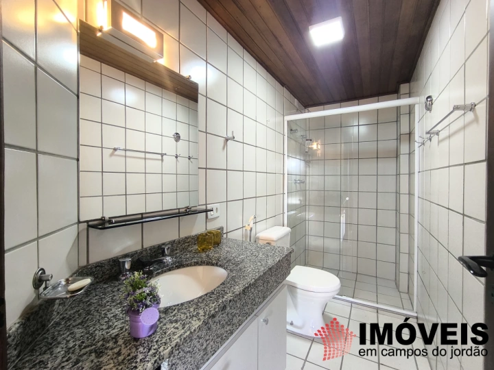 Imagem da galeria de fotos: Flat Residencial para Venda - Campos do Jordão, Vila Everest - REF: AD0040