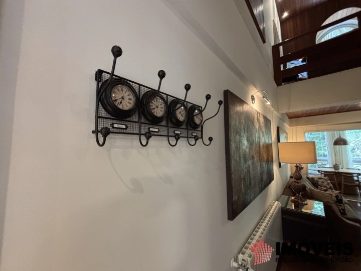 Apartamento Residencial para Locação Mensal/Anual - Campos do Jordão, Vila Everest - REF: AD0041 Imagem da galeria de fotos: Apartamento Residencial para Locação Mensal/Anual - Campos do Jordão, Vila Everest - REF: AD0041