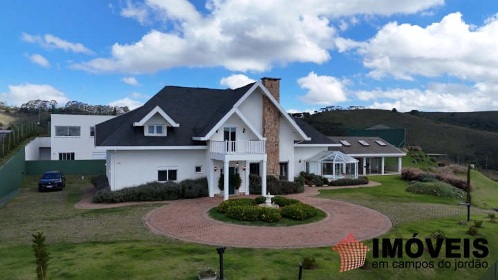Imagem da galeria de fotos: Casa Residencial para Venda - Campos do Jordão, Jardim Montebelo - REF: CA0489