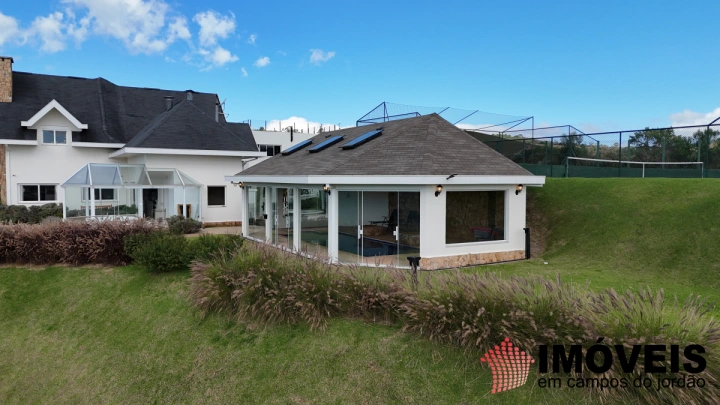 Imagem da galeria de fotos: Casa Residencial para Venda - Campos do Jordão, Jardim Montebelo - REF: CA0489