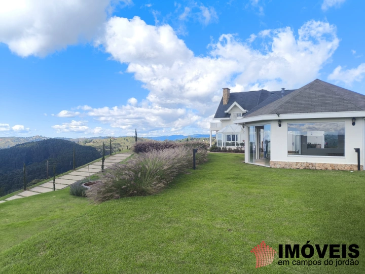 Imagem da galeria de fotos: Casa Residencial para Venda - Campos do Jordão, Jardim Montebelo - REF: CA0489