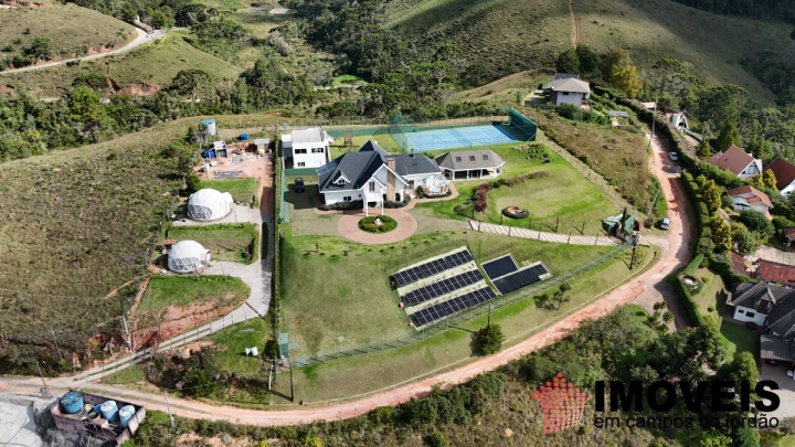 Imagem da galeria de fotos: Casa Residencial para Venda - Campos do Jordão, Jardim Montebelo - REF: CA0489