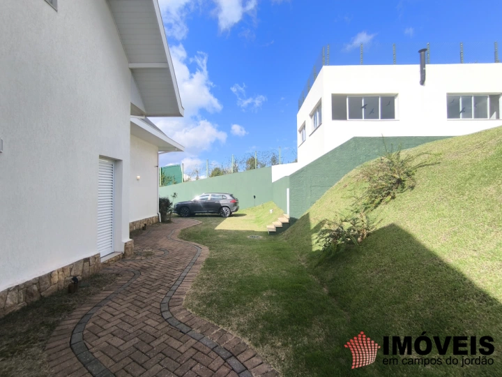 Imagem da galeria de fotos: Casa Residencial para Venda - Campos do Jordão, Jardim Montebelo - REF: CA0489