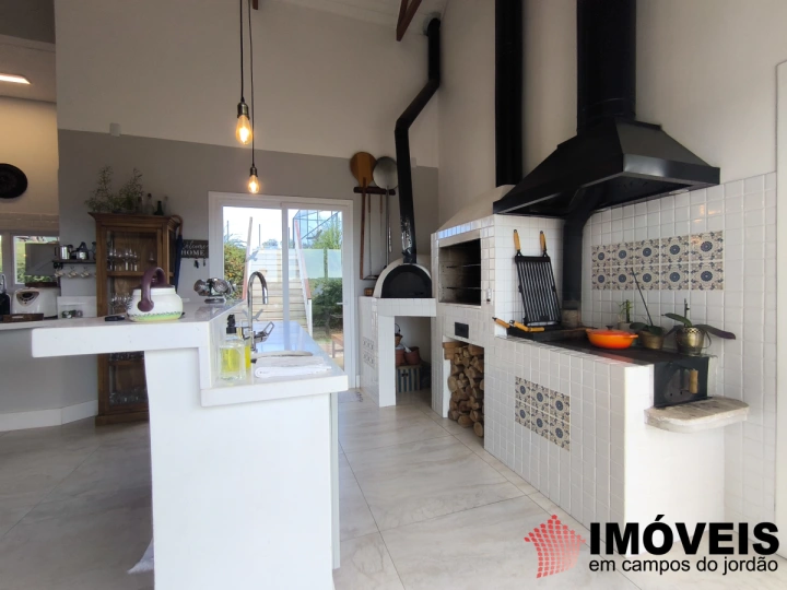 Imagem da galeria de fotos: Casa Residencial para Venda - Campos do Jordão, Jardim Montebelo - REF: CA0489