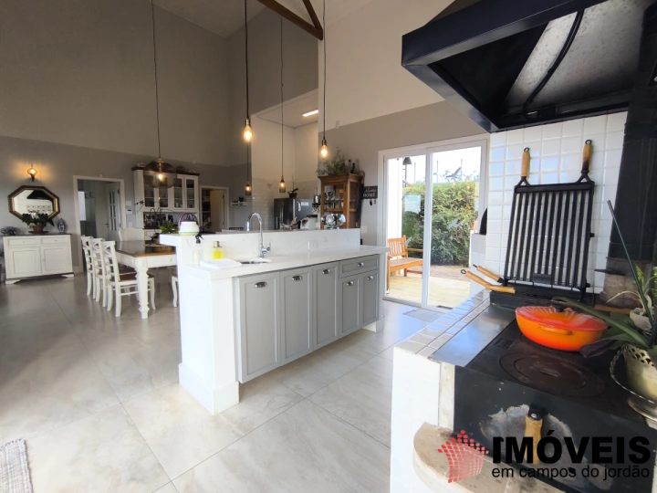 Imagem da galeria de fotos: Casa Residencial para Venda - Campos do Jordão, Jardim Montebelo - REF: CA0489