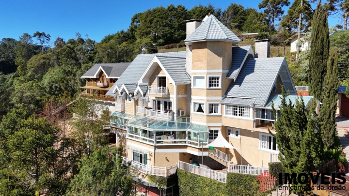 Imagem da galeria de fotos: Casa Residencial para Venda - Campos do Jordão, Alto do Capivari - REF: 2800