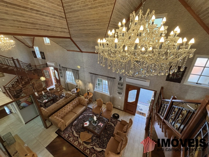 Imagem da galeria de fotos: Casa Residencial para Venda - Campos do Jordão, Alto do Capivari - REF: 2800