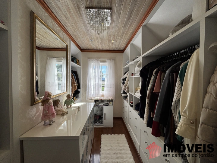 Imagem da galeria de fotos: Casa Residencial para Venda - Campos do Jordão, Alto do Capivari - REF: 2800