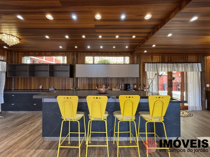 Imagem da galeria de fotos: Casa Residencial para Venda - Campos do Jordão, Alto do Capivari - REF: 2800