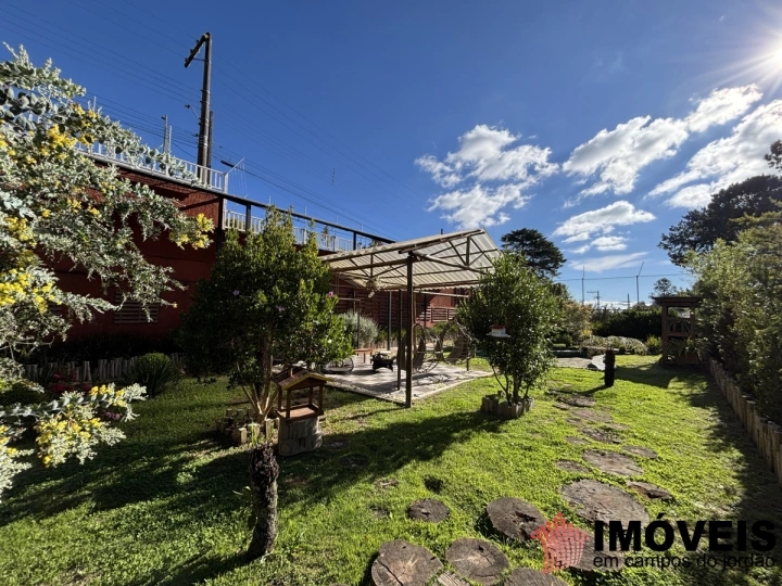 Imagem da galeria de fotos: Casa Residencial para Venda - Campos do Jordão, Alto do Capivari - REF: 2800