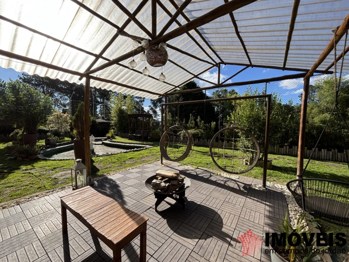 Imagem da galeria de fotos: Casa Residencial para Venda - Campos do Jordão, Alto do Capivari - REF: 2800