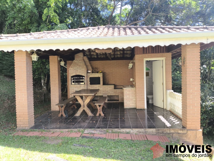 Imagem da galeria de fotos: Casa Residencial para Venda - Campos do Jordão, Cidade do Sol - REF: CA0501