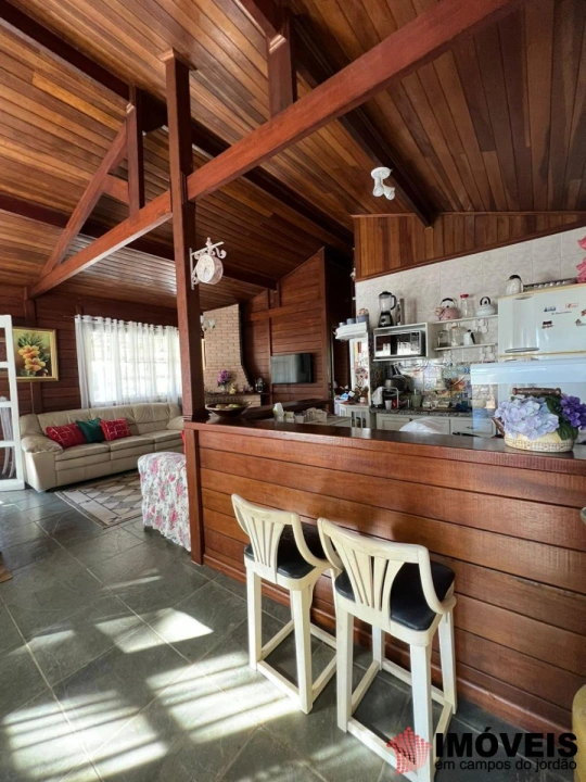 Imagem da galeria de fotos: Casa Residencial para Venda - Campos do Jordão, Cidade do Sol - REF: CA0501