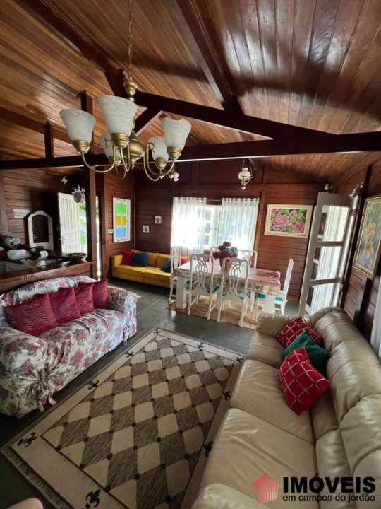 Imagem da galeria de fotos: Casa Residencial para Venda - Campos do Jordão, Cidade do Sol - REF: CA0501