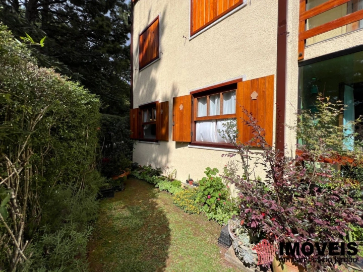 Imagem da galeria de fotos: Apartamento Residencial para Venda - Campos do Jordão, Vila Abernéssia - REF: AP0219