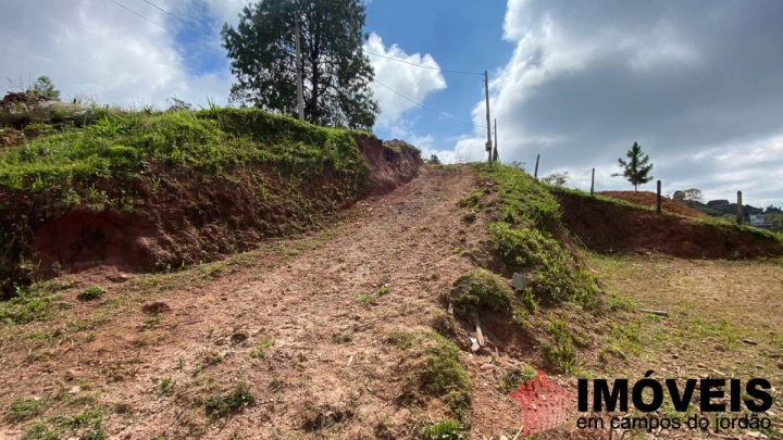 Imagem da galeria de fotos: Terreno/Lote Residencial para Venda - Campos do Jordão, Vale Feliz - REF: TE0153