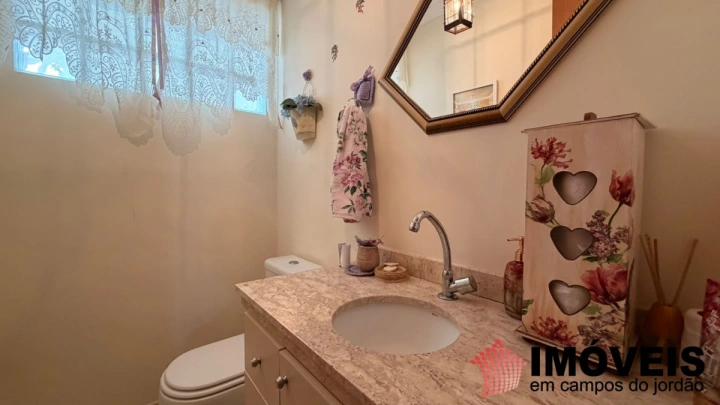 Imagem da galeria de fotos: Apartamento Residencial para Venda - Campos do Jordão, Vila Capivari - REF: AP0230