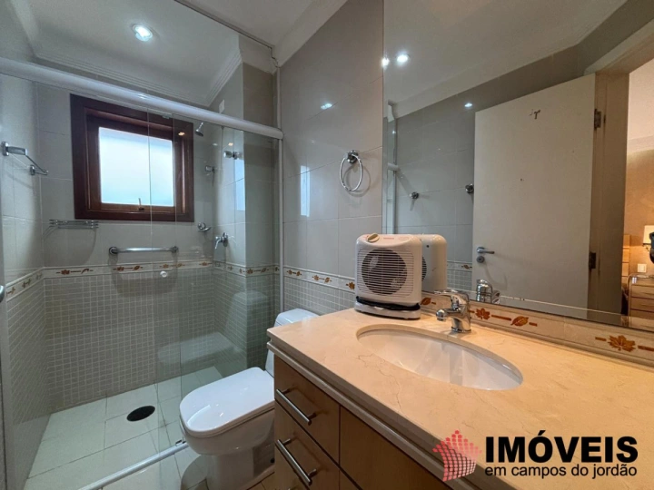 Imagem da galeria de fotos: Apartamento Residencial para Venda - Campos do Jordão, Vila Capivari - REF: AP0237