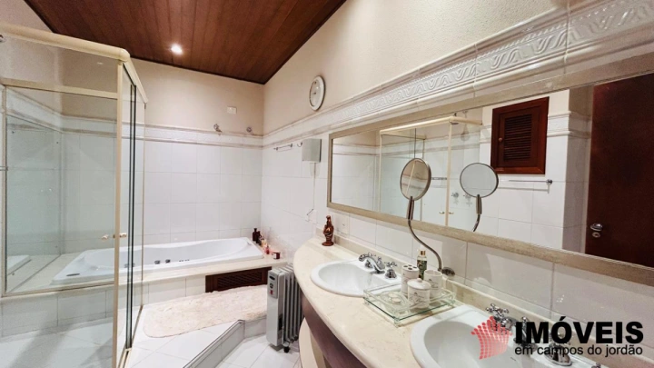 Imagem da galeria de fotos: Cobertura Residencial para Venda - Campos do Jordão, Vila Capivari - REF: CO0006
