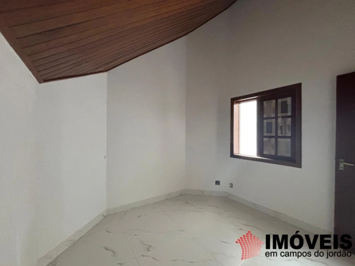 Imagem da galeria de fotos: Casa Residencial para Venda - Campos do Jordão, Vila Porã - REF: CA0508