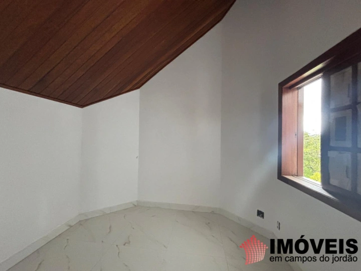 Imagem da galeria de fotos: Casa Residencial para Venda - Campos do Jordão, Vila Porã - REF: CA0508