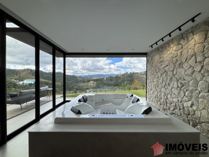 Imagem da galeria de fotos: Casa Residencial para Venda - Campos do Jordão, Descansópolis - REF: CA0369