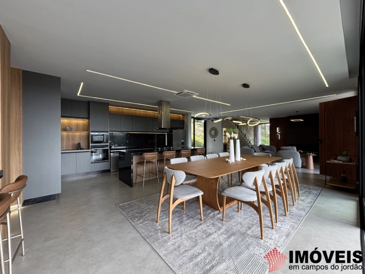 Imagem da galeria de fotos: Casa Residencial para Venda - Campos do Jordão, Descansópolis - REF: CA0369
