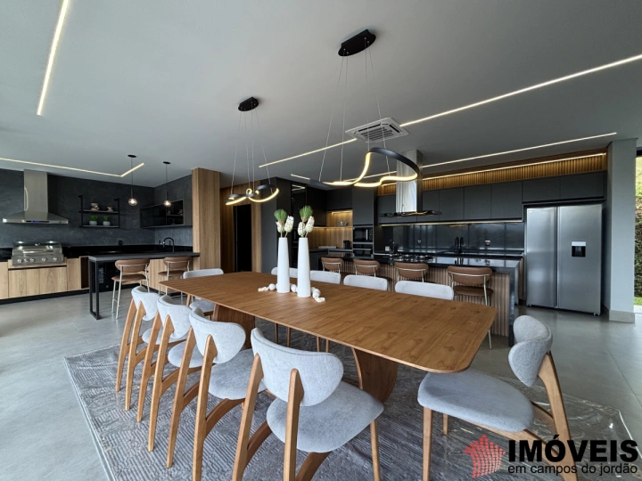 Imagem da galeria de fotos: Casa Residencial para Venda - Campos do Jordão, Descansópolis - REF: CA0369