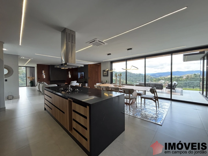 Imagem da galeria de fotos: Casa Residencial para Venda - Campos do Jordão, Descansópolis - REF: CA0369