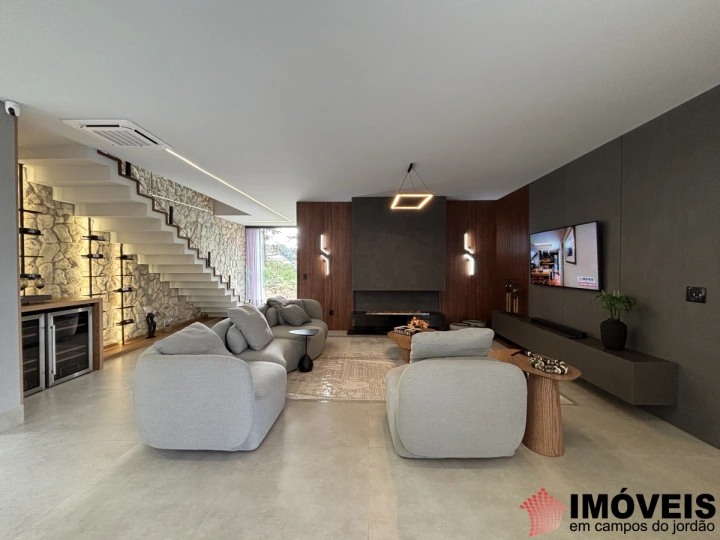 Imagem da galeria de fotos: Casa Residencial para Venda - Campos do Jordão, Descansópolis - REF: CA0369