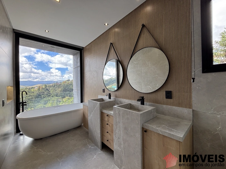 Imagem da galeria de fotos: Casa Residencial para Venda - Campos do Jordão, Descansópolis - REF: CA0369