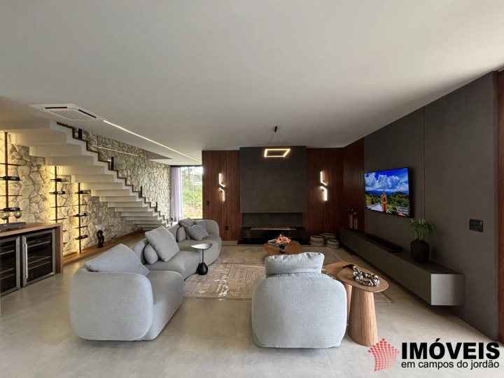 Imagem da galeria de fotos: Casa Residencial para Venda - Campos do Jordão, Descansópolis - REF: CA0369
