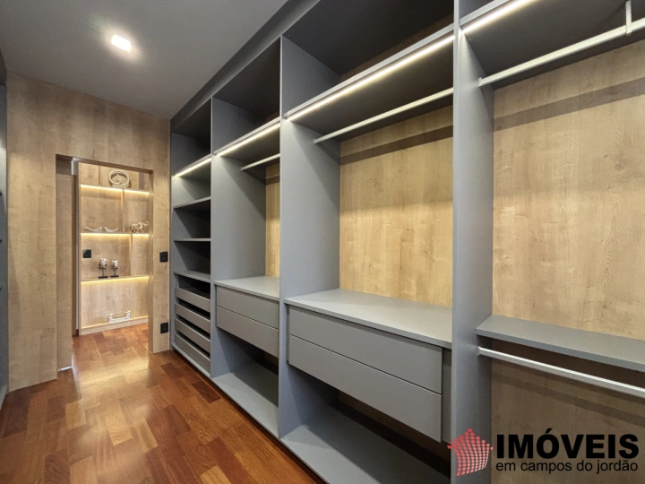 Imagem da galeria de fotos: Casa Residencial para Venda - Campos do Jordão, Descansópolis - REF: CA0369