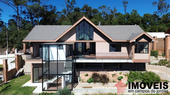 Casa Residencial para Venda - Campos do Jordão, Água Santa - REF: CA0512 Imagem da galeria de fotos: Casa Residencial para Venda - Campos do Jordão, Água Santa - REF: CA0512