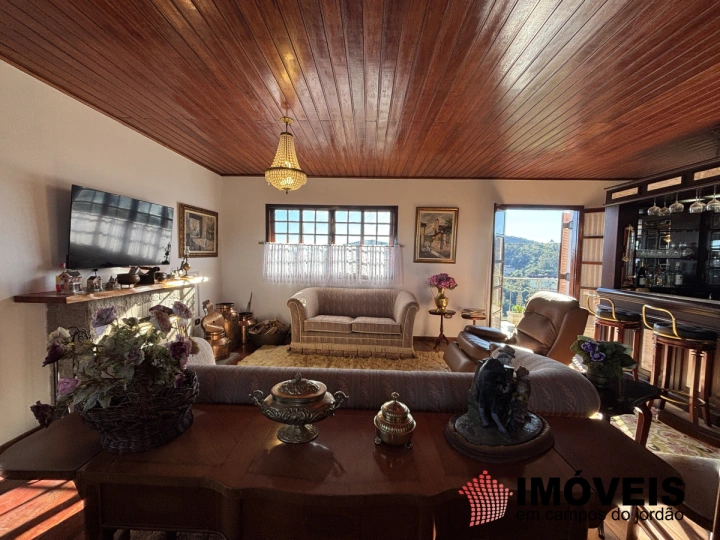 Imagem da galeria de fotos: Apartamento Residencial para Venda - Campos do Jordão, Vila Floresta - REF: AD0046
