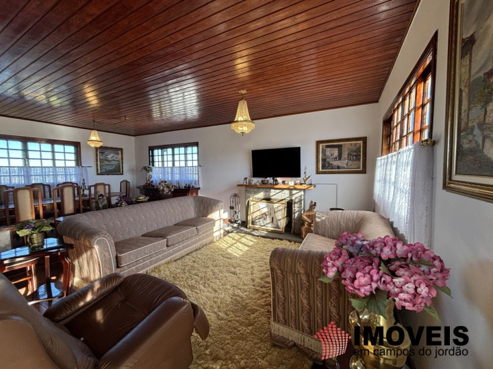 Imagem da galeria de fotos: Apartamento Residencial para Venda - Campos do Jordão, Vila Floresta - REF: AD0046