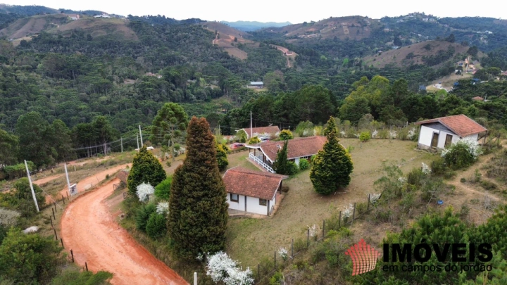 Imagem da galeria de fotos: Casa Residencial para Venda - Campos do Jordão, Descansópolis - REF: CA0384