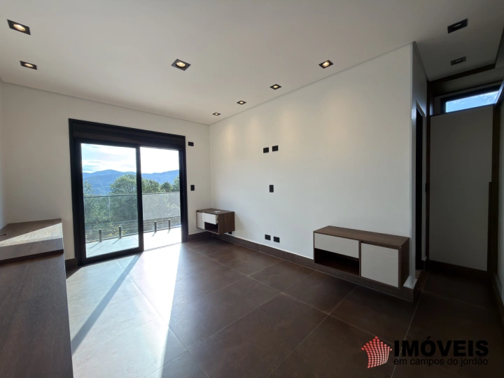 Imagem da galeria de fotos: Casa Residencial para Venda - Campos do Jordão, Água Santa - REF: CA0420