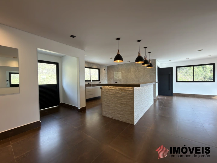 Imagem da galeria de fotos: Casa Residencial para Venda - Campos do Jordão, Água Santa - REF: CA0420