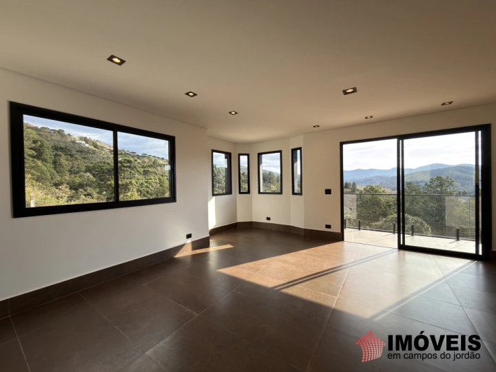 Imagem da galeria de fotos: Casa Residencial para Venda - Campos do Jordão, Água Santa - REF: CA0420