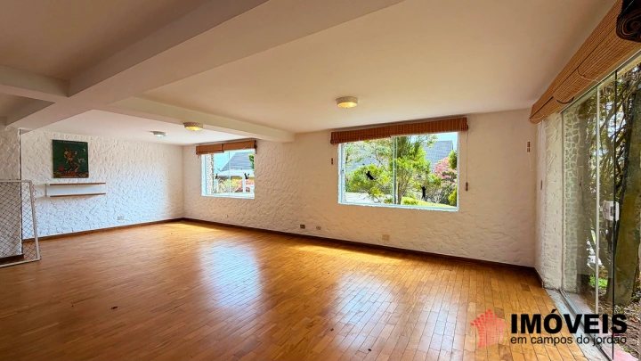 Imagem da galeria de fotos: Casa Residencial para Venda - Campos do Jordão, Vila Matilde - REF: CA0536