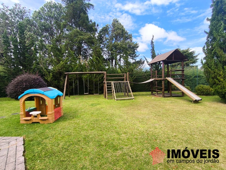 Imagem da galeria de fotos: Casa Residencial para Venda - Campos do Jordão, Vila Marinela - REF: CA0537