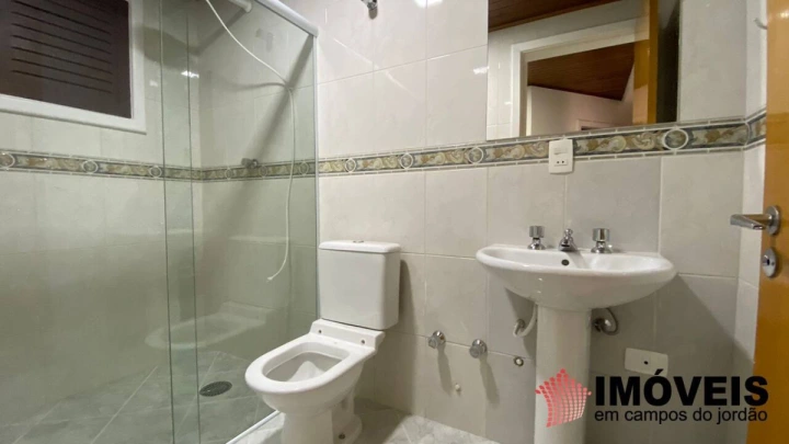 Apartamento Residencial para Locação Mensal/Anual - Campos do Jordão, Vila Abernéssia - REF: AD0019 Imagem da galeria de fotos: Apartamento Residencial para Locação Mensal/Anual - Campos do Jordão, Vila Abernéssia - REF: AD0019