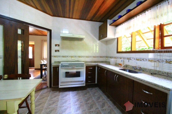 Casa Residencial para Venda - Campos do Jordão, Descansópolis - REF: CA0003 Imagem da galeria de fotos: Casa Residencial para Venda - Campos do Jordão, Descansópolis - REF: CA0003