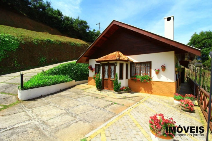 Casa Residencial para Venda - Campos do Jordão, Descansópolis - REF: CA0003 Imagem da galeria de fotos: Casa Residencial para Venda - Campos do Jordão, Descansópolis - REF: CA0003