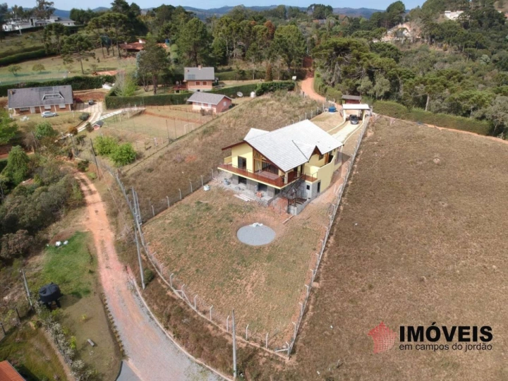 Casa Residencial para Venda - Campos do Jordão, Descansópolis - REF: CA0039 Imagem da galeria de fotos: Casa Residencial para Venda - Campos do Jordão, Descansópolis - REF: CA0039