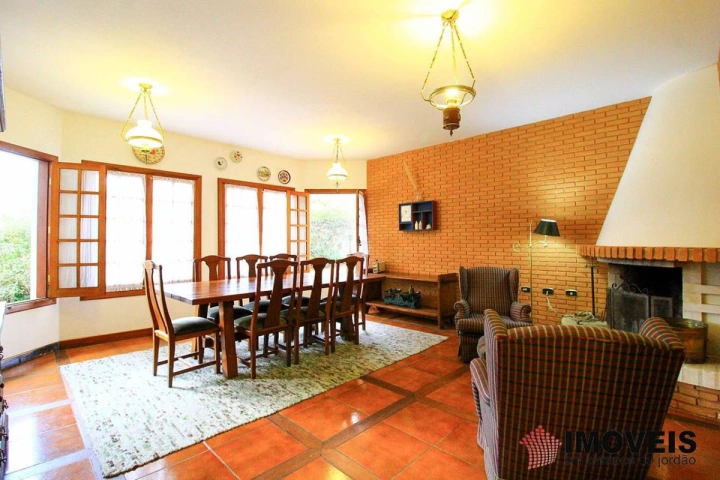 Casa Residencial para Venda - Campos do Jordão, Vila Capivari - REF: CA0110 Imagem da galeria de fotos: Casa Residencial para Venda - Campos do Jordão, Vila Capivari - REF: CA0110